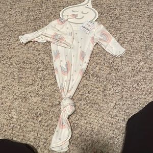 Toby hat & gown set - NWT